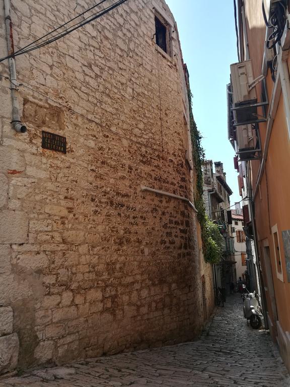La Calletta Rovigno Esterno foto